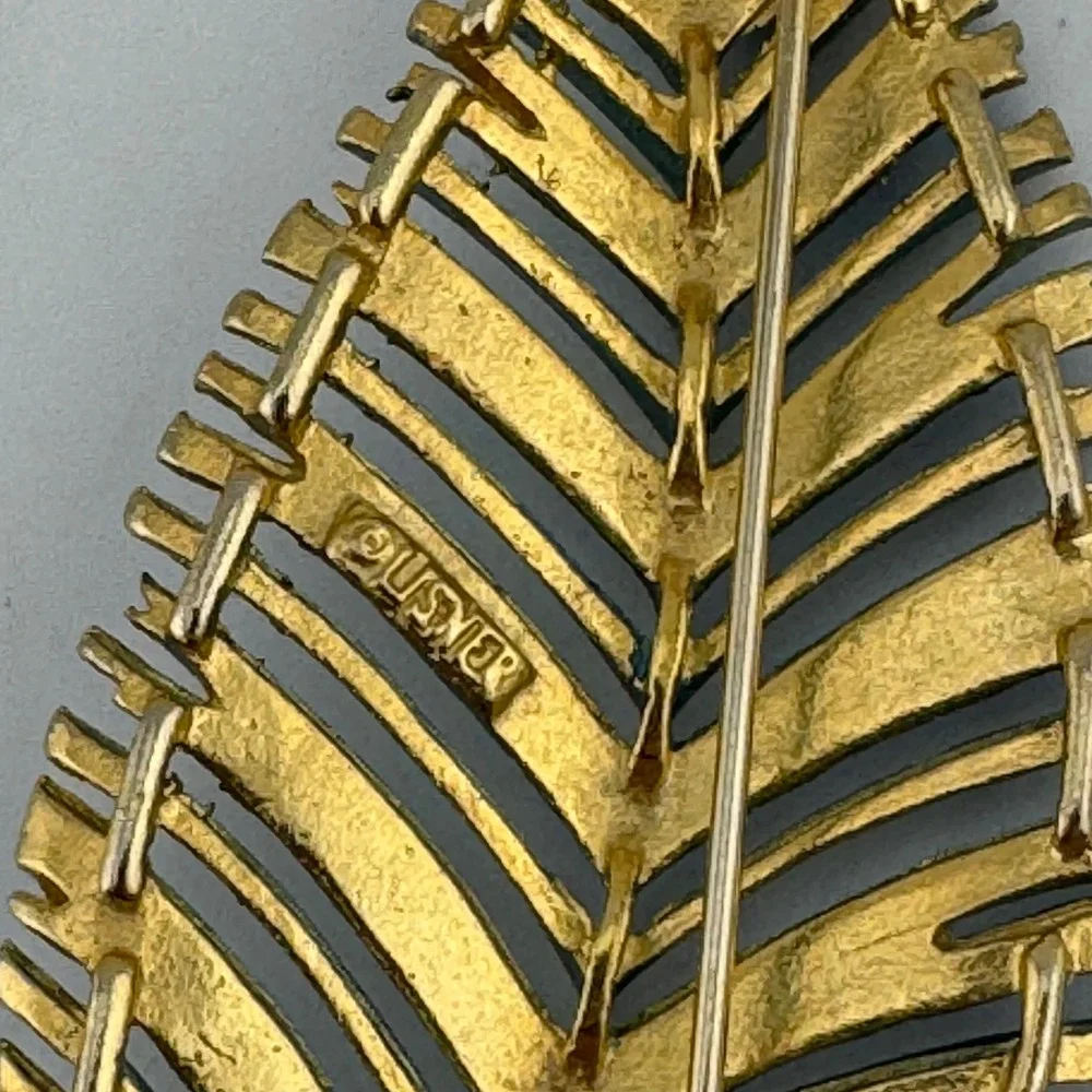 Lisner Leaf Brooch Blue Gold Tone Excellent Vintage Enamel‎ Feather Pin